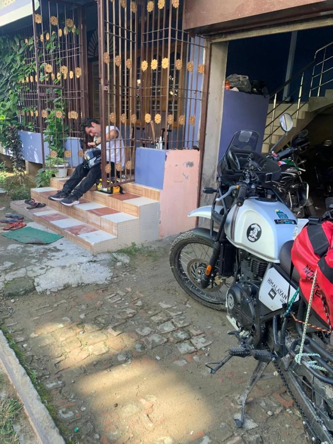Samay Homestay ディブルガル エクステリア 写真
